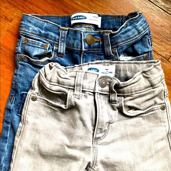 Old Navy boys jeans.  Great Condition! - Picture 2 of 3